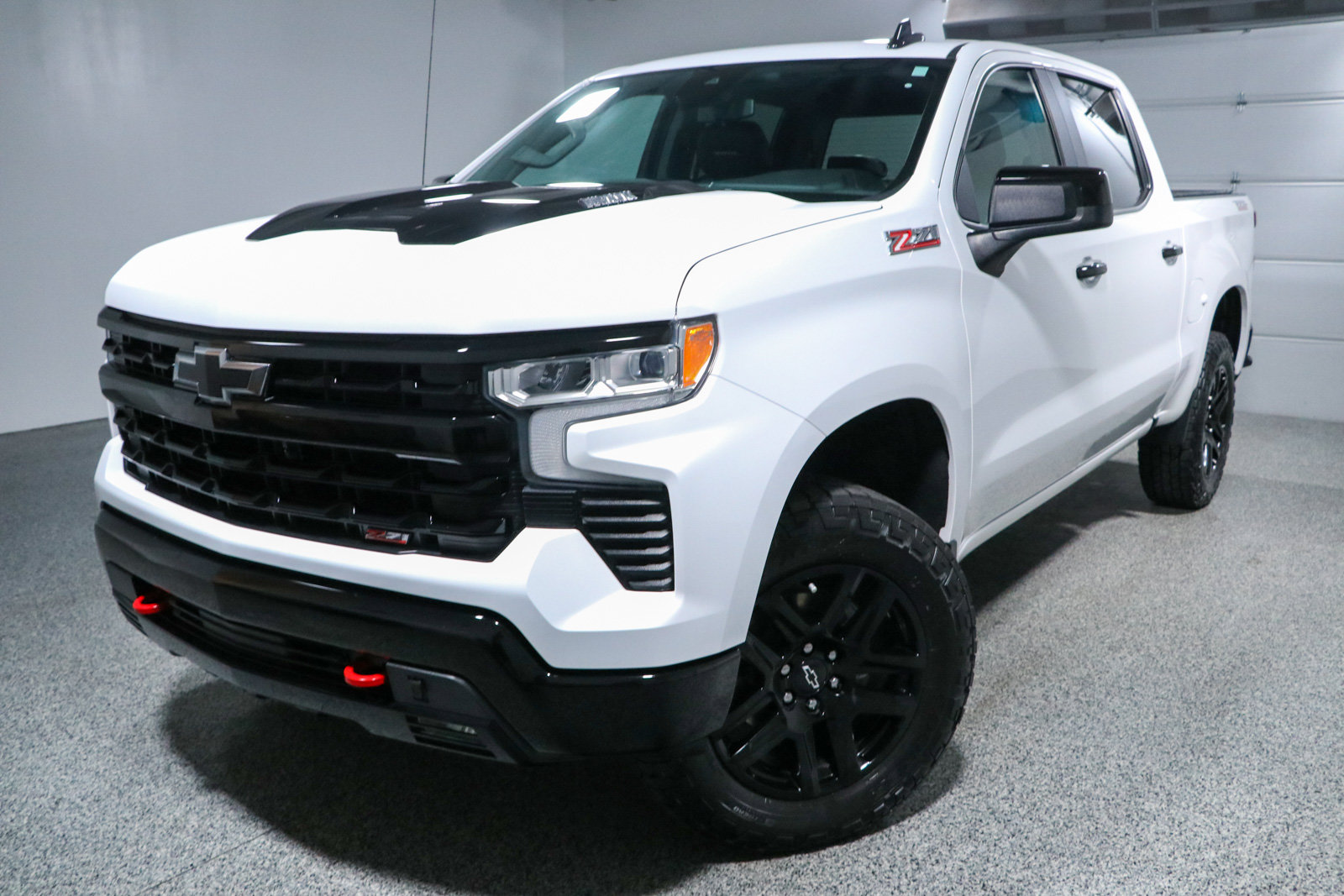 Used 2023 Chevrolet Silverado 1500 LT Trail Boss AWD/4WD image 31