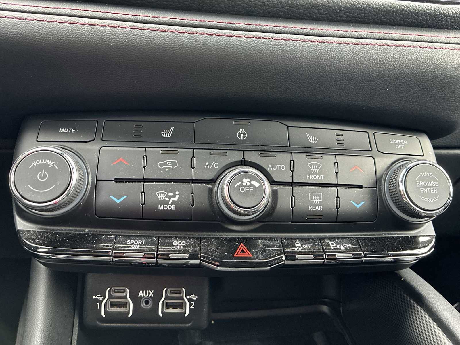 Certified 2022 Dodge Durango R/T w/ Blacktop Package image 16