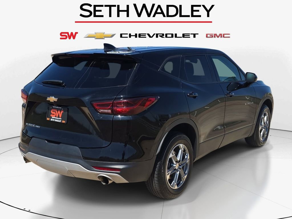 Used 2025 Chevrolet Blazer LT image 8