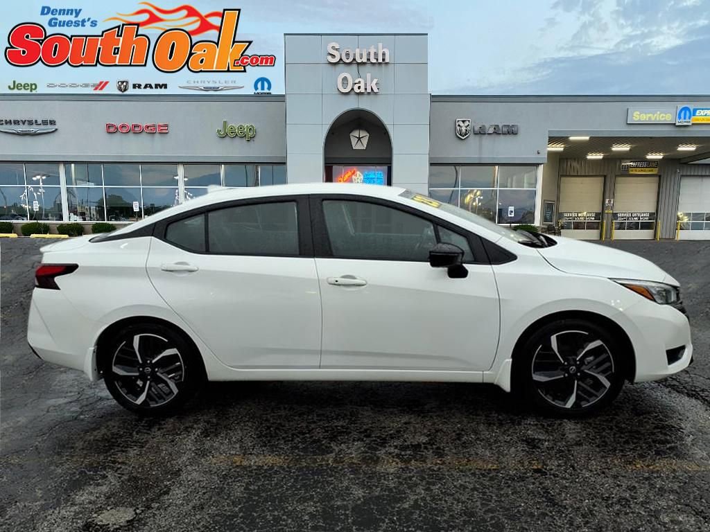 Used 2023 Nissan Versa SR w/ Trunk Package image 2