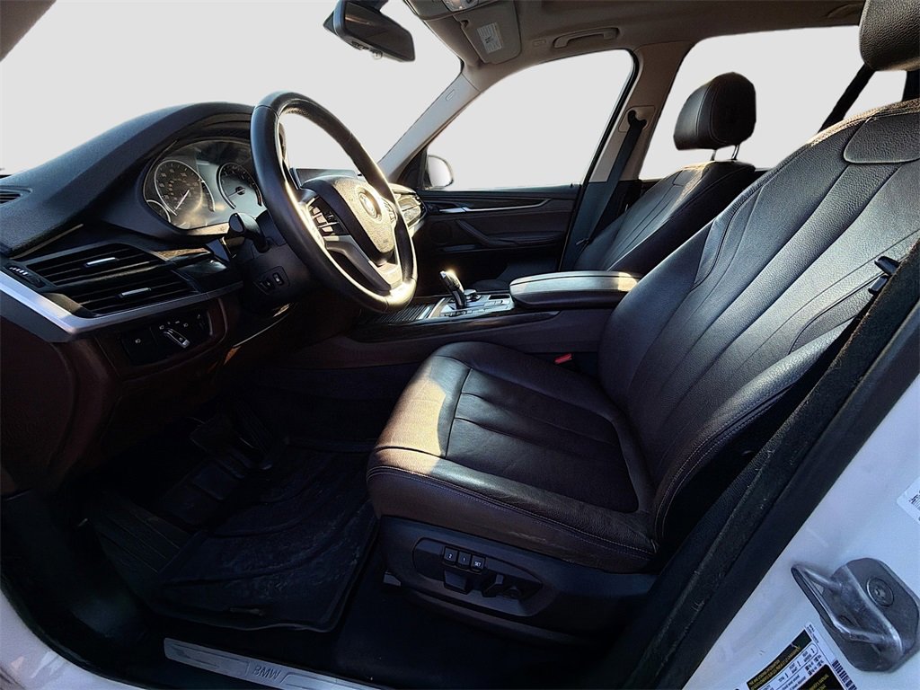 Used 2015 BMW X5 xDrive35i image 25