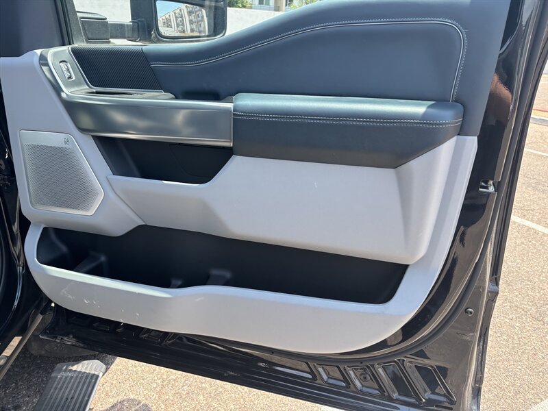 Used 2023 Ford F350 Limited w/ FX4 Off-Road Package AWD/4WD image 25