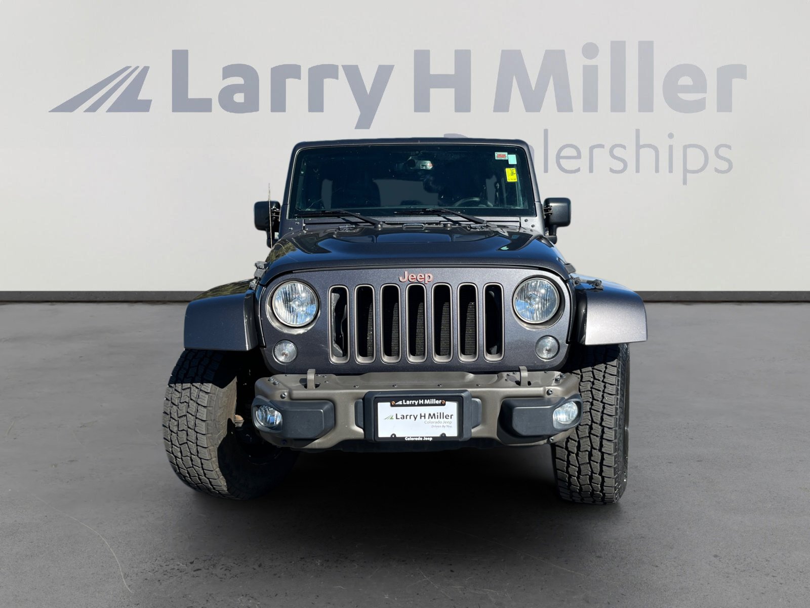 Used 2016 Jeep Wrangler Unlimited Sahara image 8