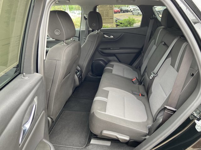 Used 2025 Chevrolet Blazer LT FWD image 46