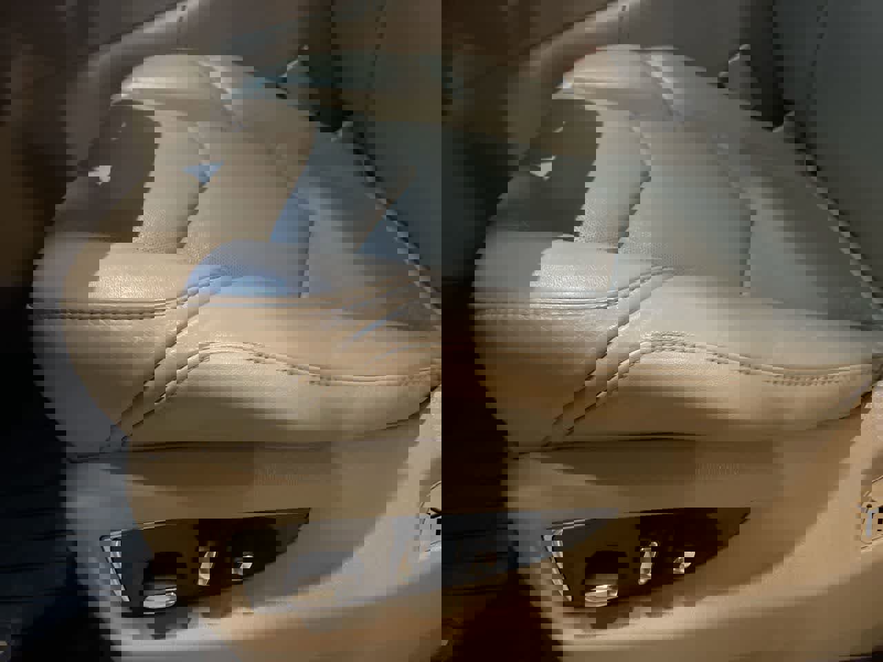 Used 2015 Cadillac Escalade Premium image 12