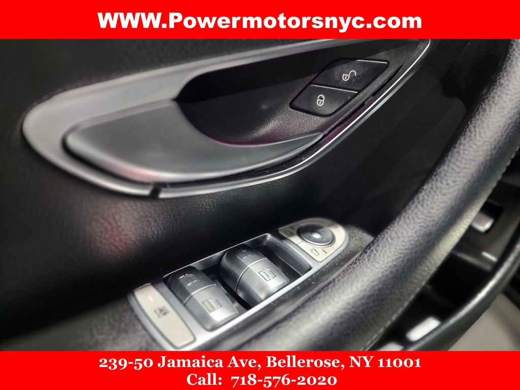 Used 2017 Mercedes-Benz E 300 E 300 image 35