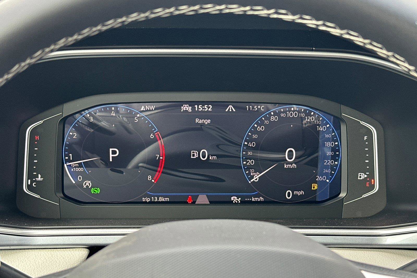 New 2026 Volkswagen Taos SEL image 24