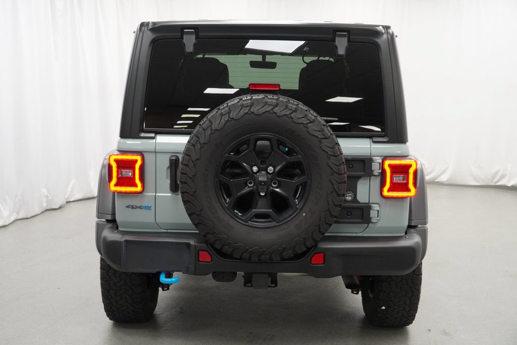 Used 2023 Jeep Wrangler Unlimited Rubicon 4xe AWD/4WD image 11