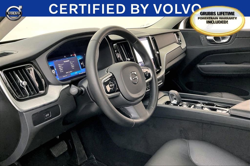 Certified 2025 Volvo XC60 B5 Plus image 18