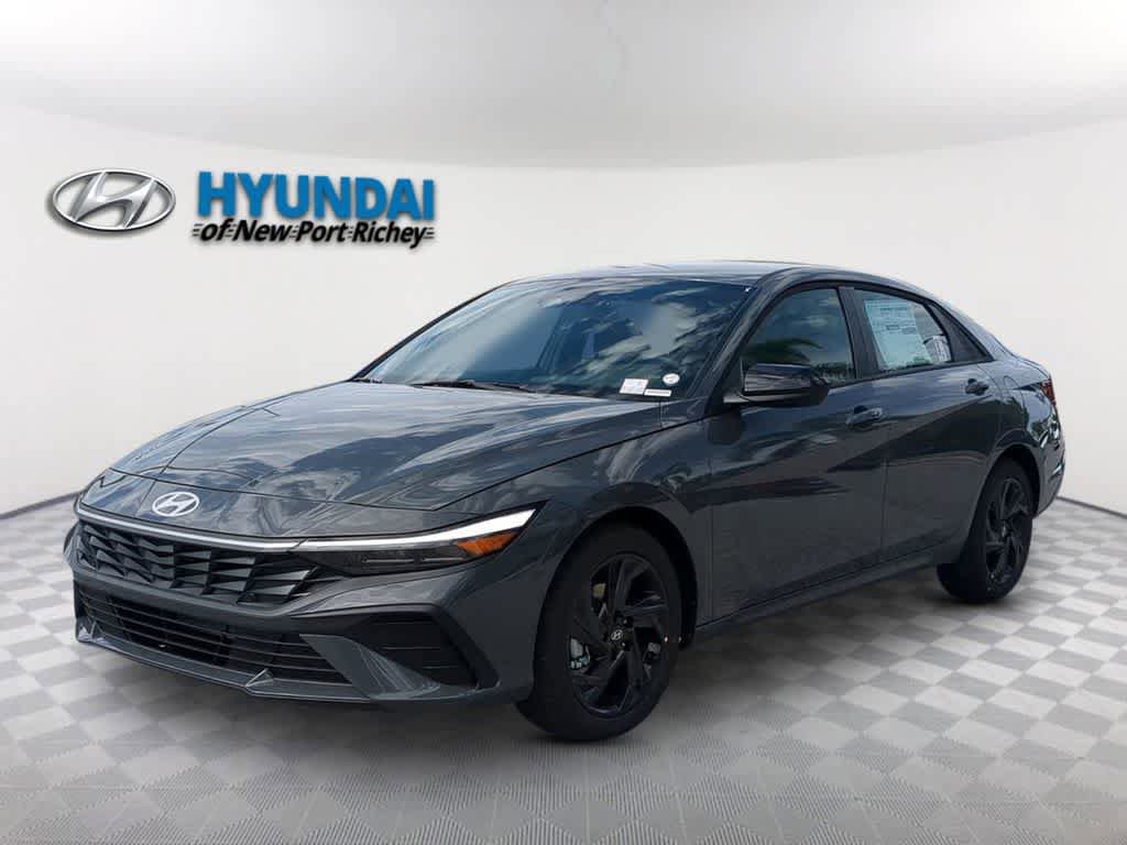 New 2026 Hyundai Elantra SEL Sport FWD image 1