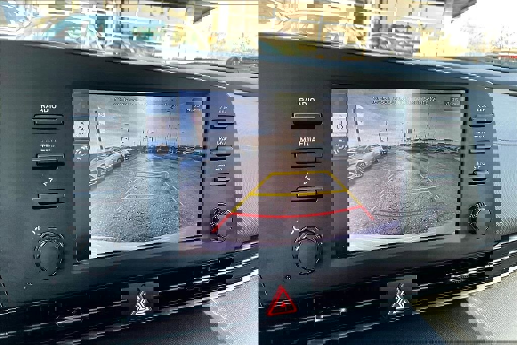 Used 2025 Hyundai Elantra Sport image 21