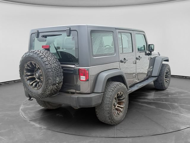 Used 2014 Jeep Wrangler Unlimited Sport w/ Connectivity Group AWD/4WD image 3