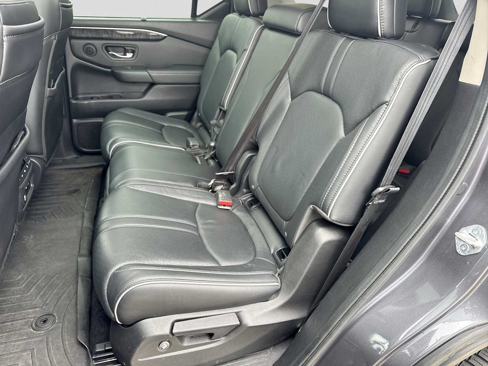 Used 2023 Honda Pilot Elite image 19
