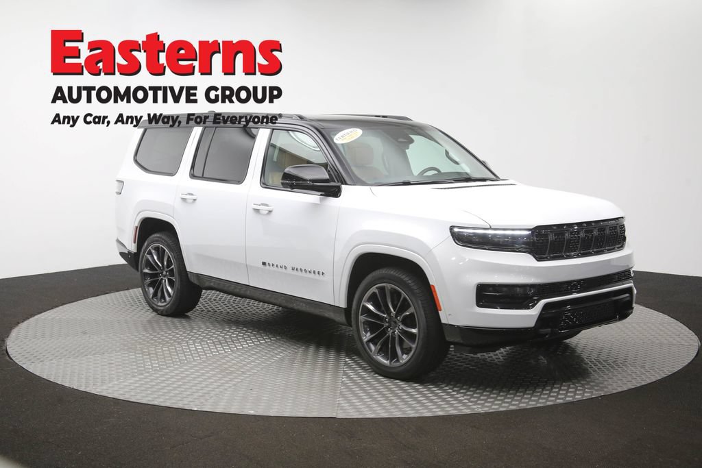 Used 2025 Jeep Grand Wagoneer Series III w/ Rear Seat Video Group 1 AWD/4WD image 54