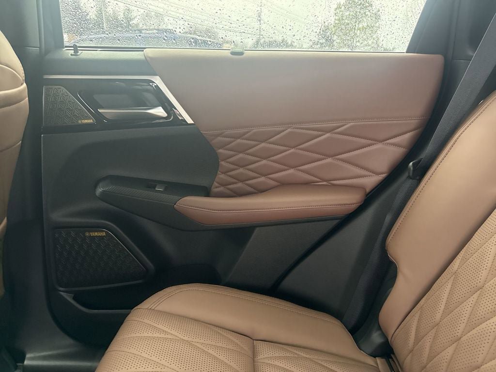 New 2026 Mitsubishi Outlander SEL image 28