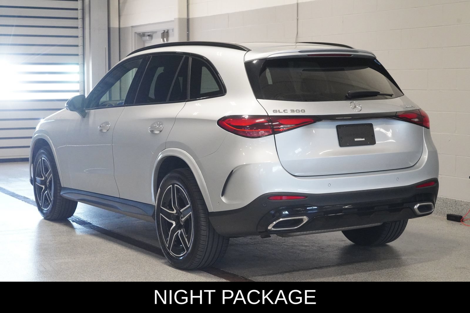Certified 2023 Mercedes-Benz GLC 300 4MATIC image 4