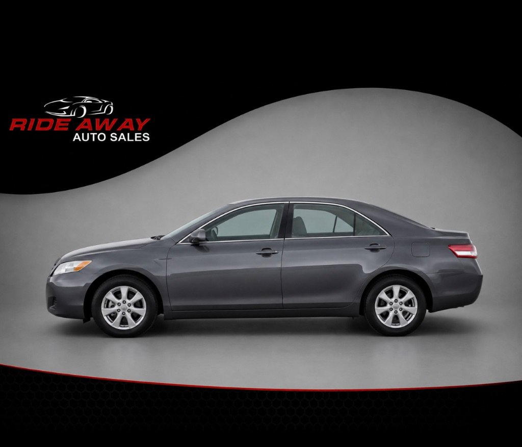 Used 2011 Toyota Camry LE w/ LE Extra-Value Pkg FWD image 1