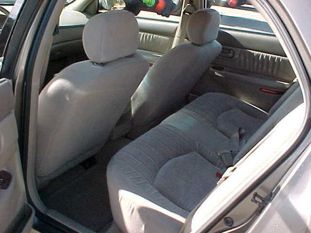 Used 2004 Buick Century Custom image 16