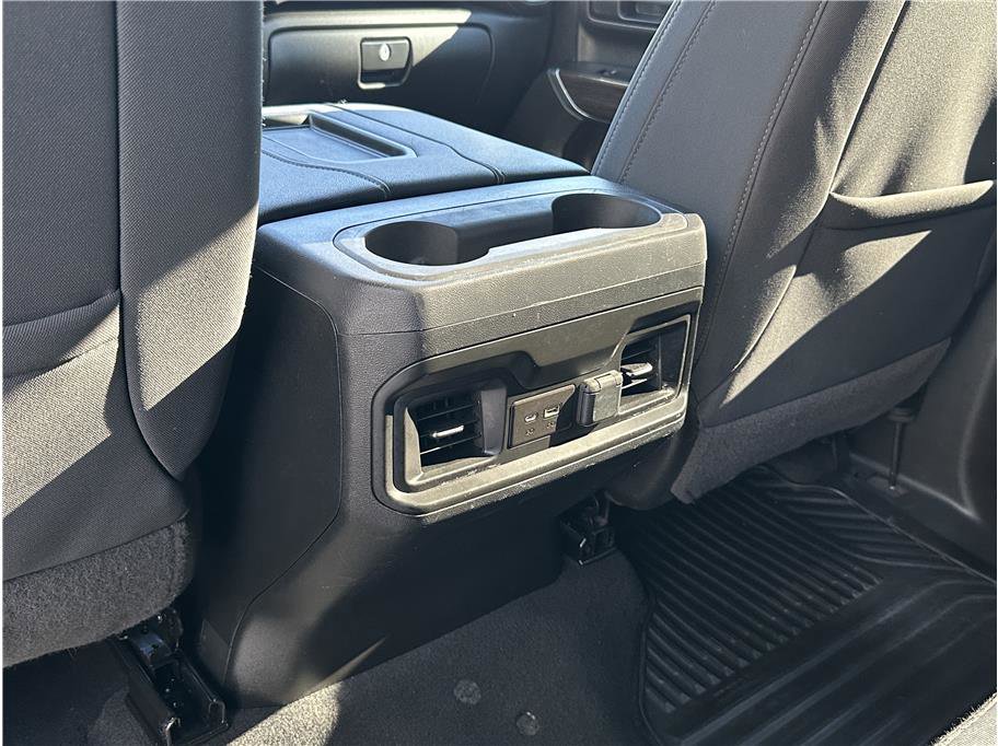 Used 2021 Chevrolet Silverado 2500 LT w/ Convenience Package image 22