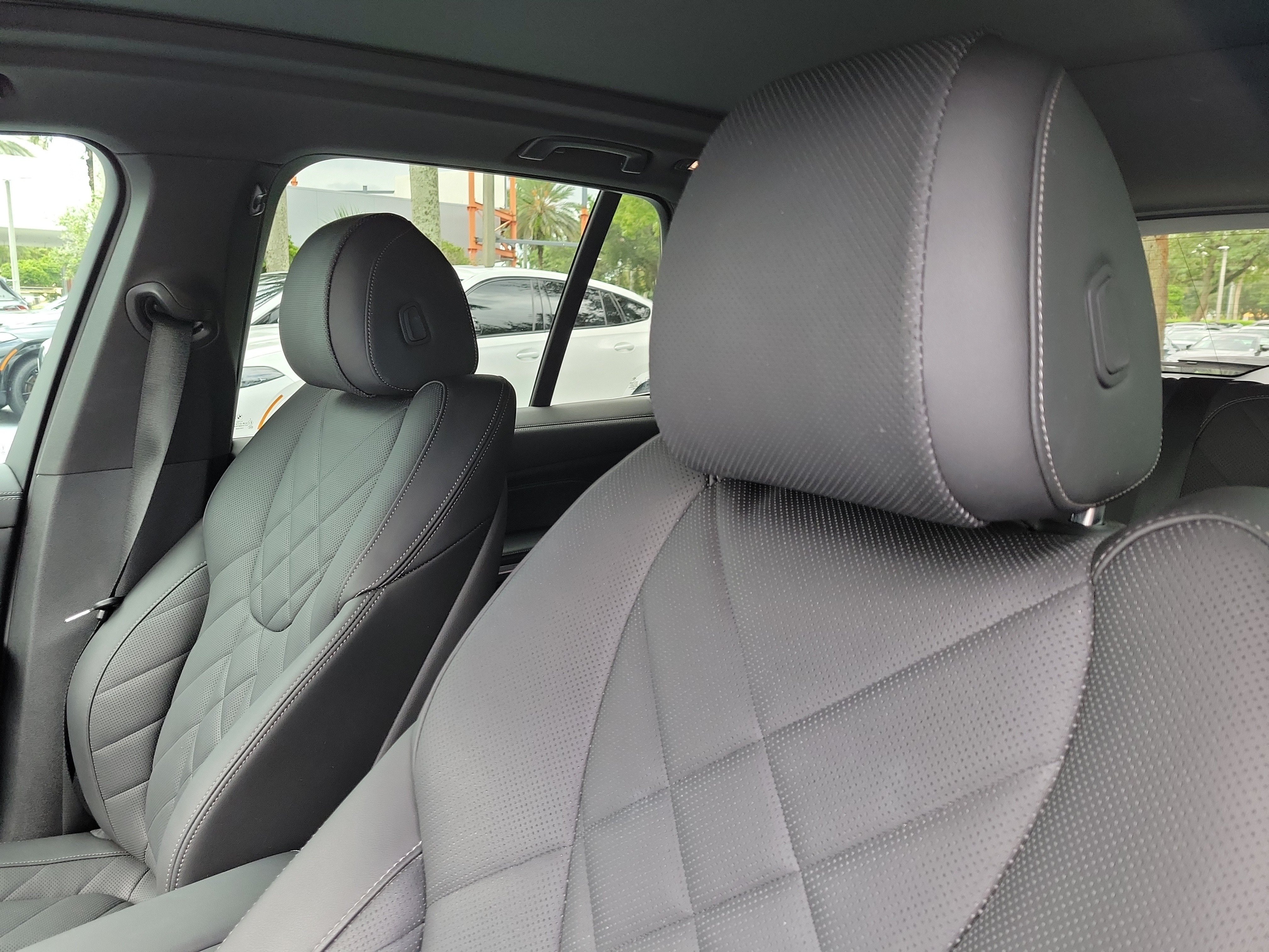 Certified 2024 BMW X5 sDrive40i w/ Parking Assistance Package RWD image 17