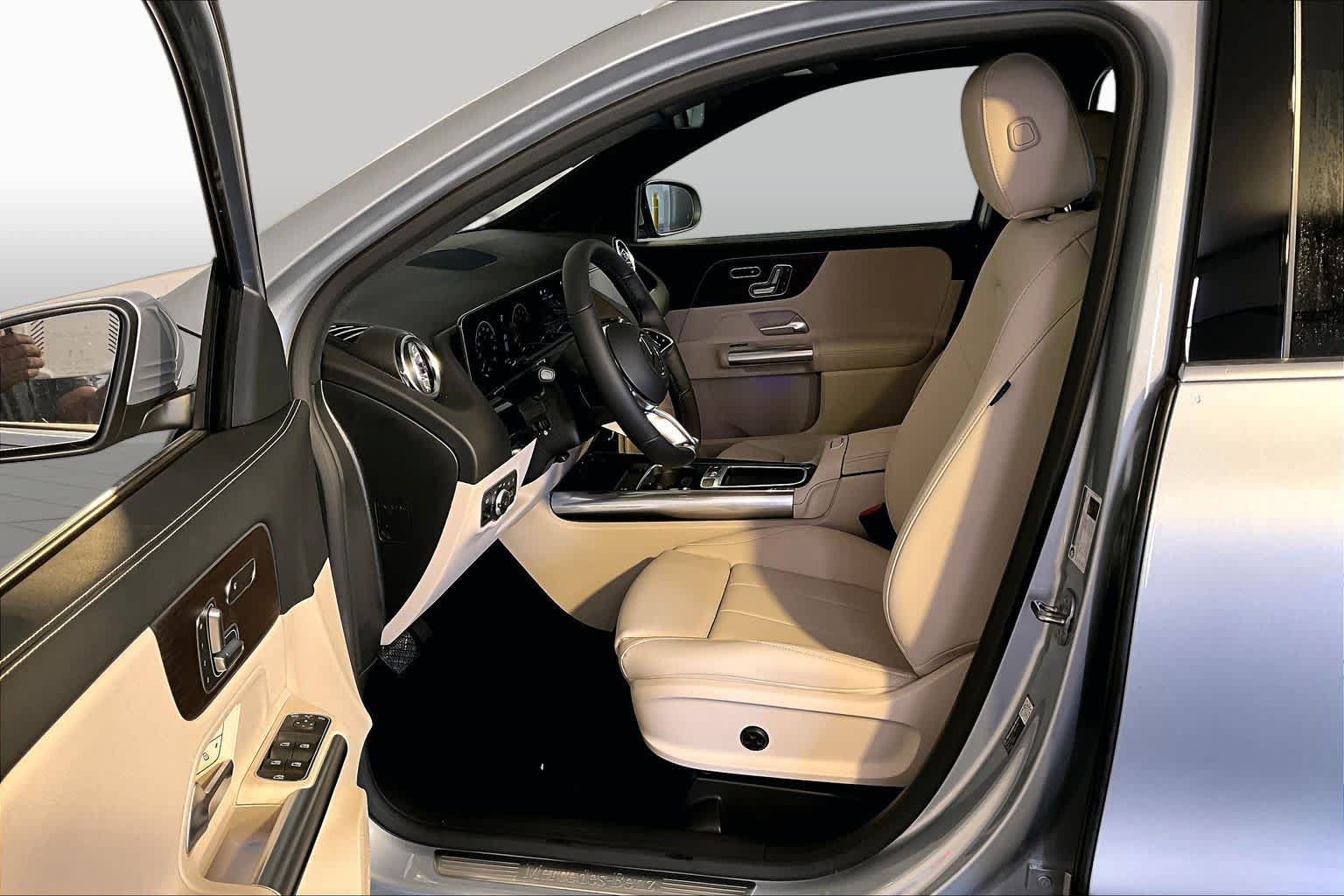 New 2026 Mercedes-Benz GLA 250 4MATIC image 13
