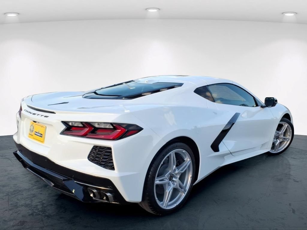 Used 2020 Chevrolet Corvette Stingray Preferred Cpe w/ 2LT Preferred Equipment Group RWD image 8