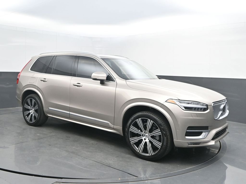 Certified 2024 Volvo XC90 B5 Plus image 9