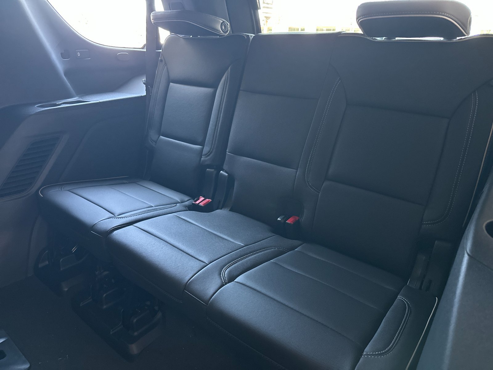 New 2026 Chevrolet Tahoe Premier w/ Sun And Tow Package AWD/4WD image 15