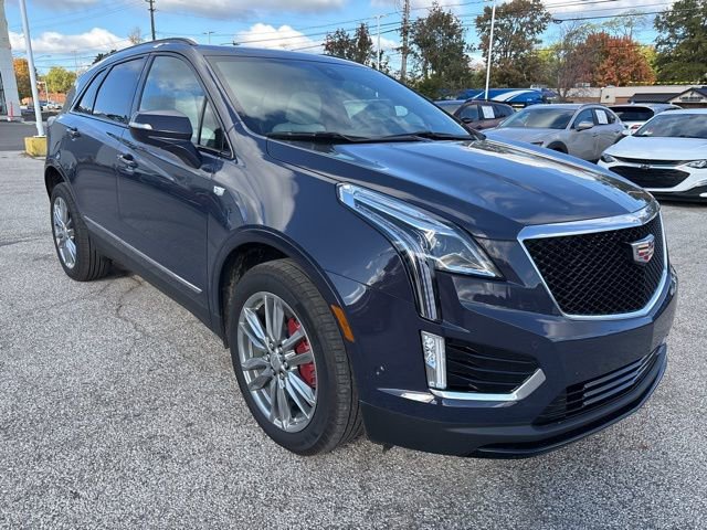 Used 2025 Cadillac XT5 Sportv w/ Technology Package image 3