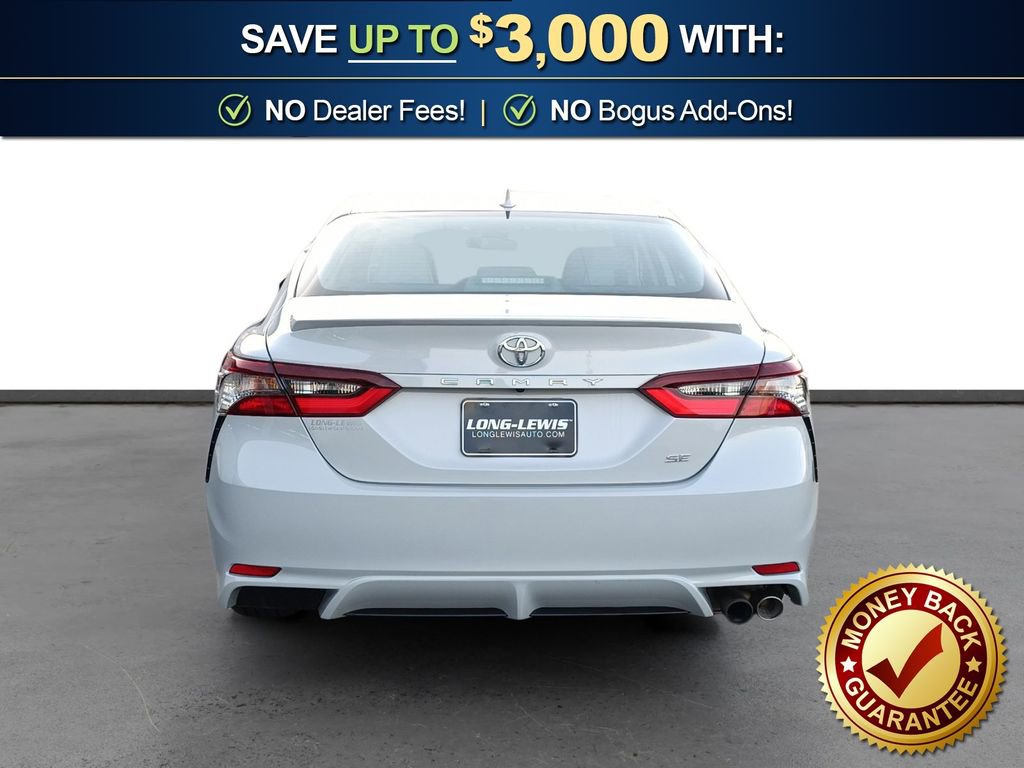 Used 2023 Toyota Camry SE image 5