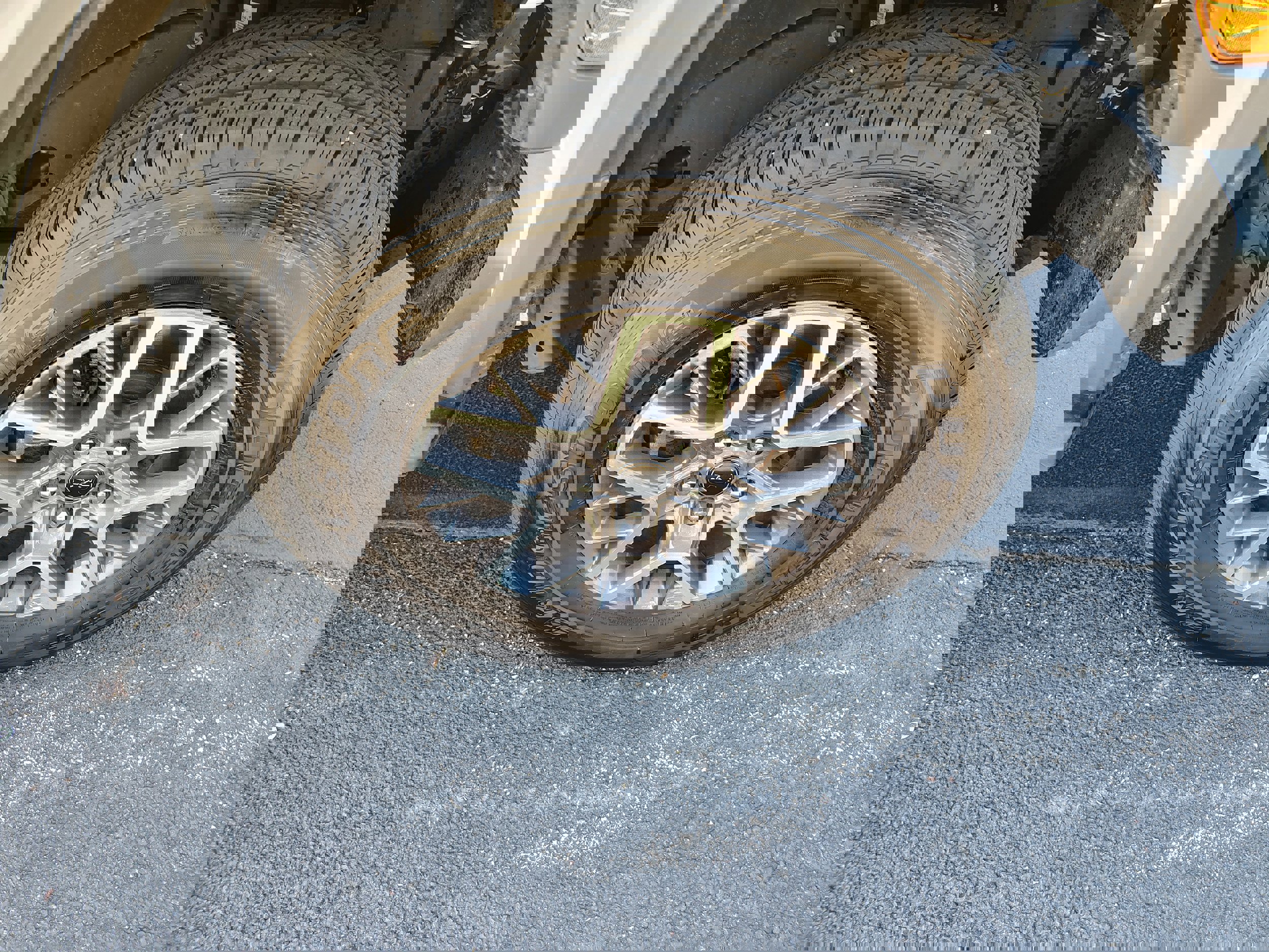 Certified 2024 Jeep Wrangler Sahara w/ Technology Group image 6