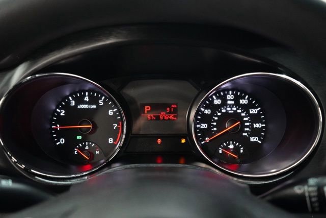 Used 2017 Kia Sedona LX image 24