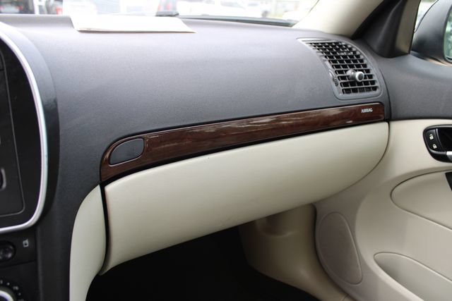 Used 2011 Saab 9-3 Aero AWD/4WD image 17