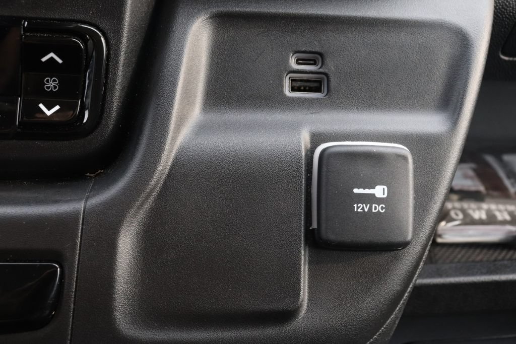 Used 2024 RAM ProMaster 2500 FWD image 17