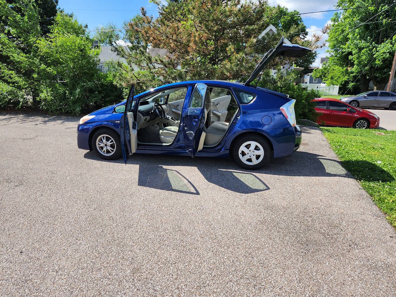 Used 2011 Toyota Prius Three FWD image 5