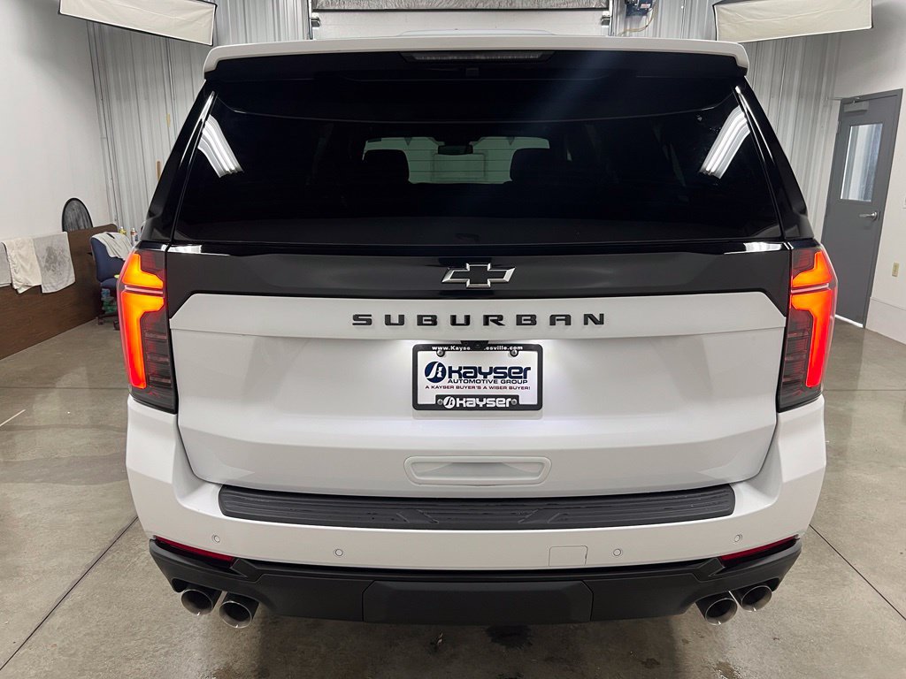 New 2026 Chevrolet Suburban Z71 w/ Comfort Package AWD/4WD image 4