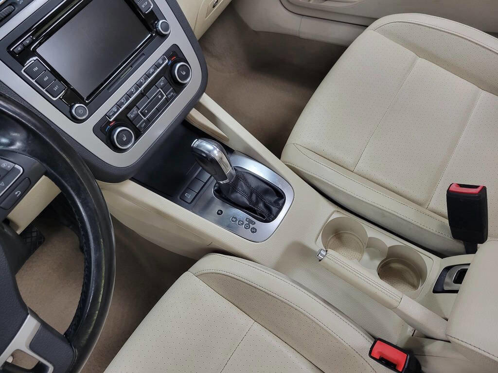Used 2012 Volkswagen Eos Komfort image 27