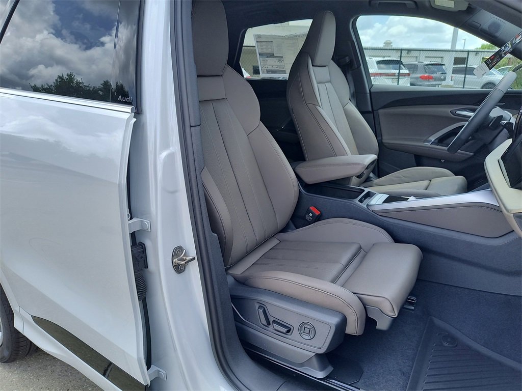 New 2025 Audi Q5 Premium Plus image 13