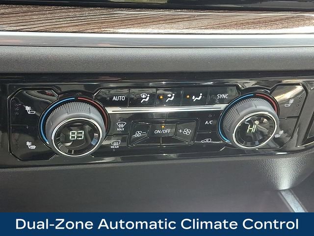 Used 2025 Chevrolet Silverado 1500 LT Trail Boss w/ LPO, Dark Essentials Package image 13