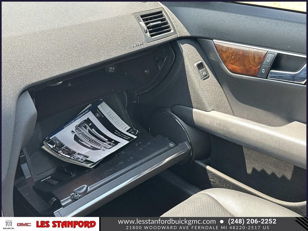 Used 2008 Mercedes-Benz C 300 Sedan image 32