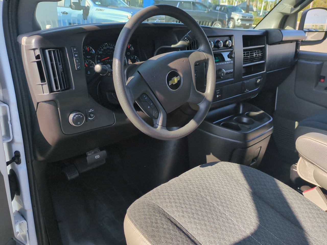 Used 2025 Chevrolet Express 2500 w/ Driver Convenience Package RWD image 10