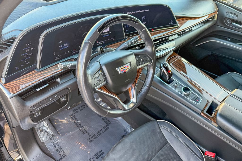 Used 2023 Cadillac Escalade Premium Luxury image 12