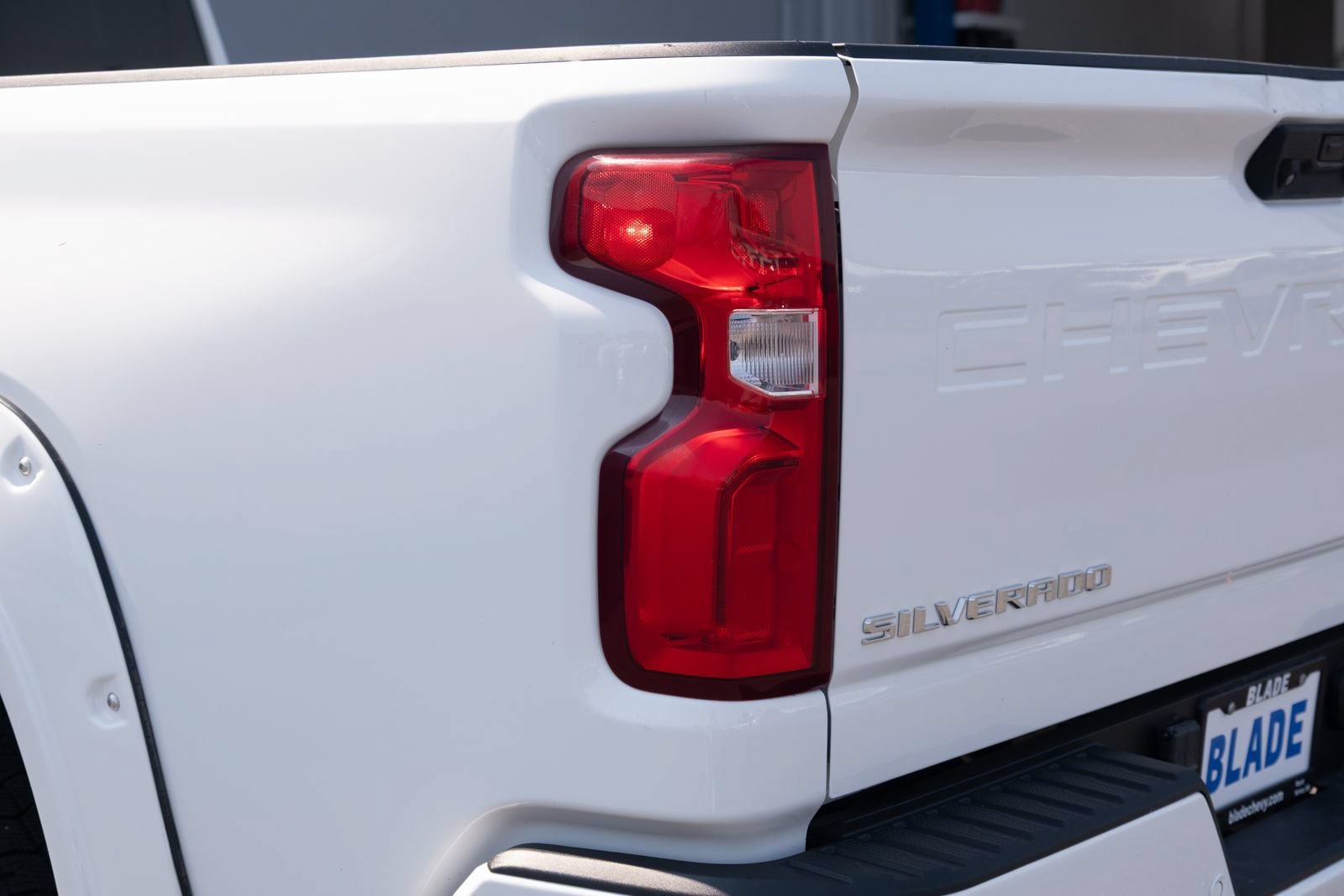 Used 2024 Chevrolet Silverado 3500 High Country w/ Technology Package AWD/4WD image 30