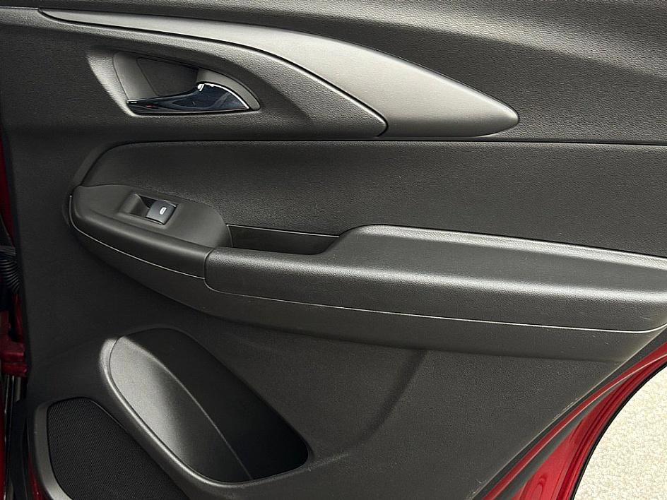 Used 2024 Chevrolet TrailBlazer LT image 24