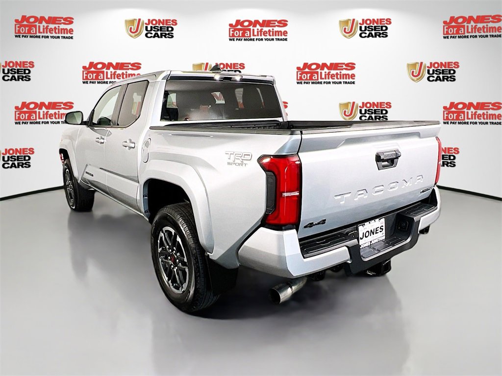 Used 2024 Toyota Tacoma TRD Sport image 2