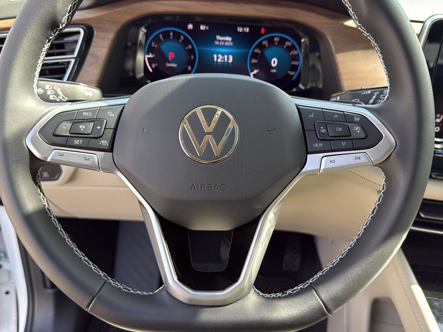 New 2026 Volkswagen Atlas SE image 11