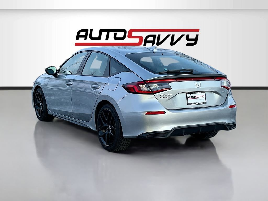 Used 2025 Honda Civic Sport image 5