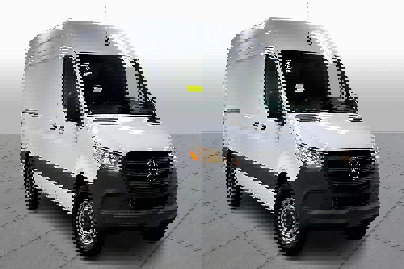 Used 2025 Mercedes-Benz Sprinter 2500 image 3