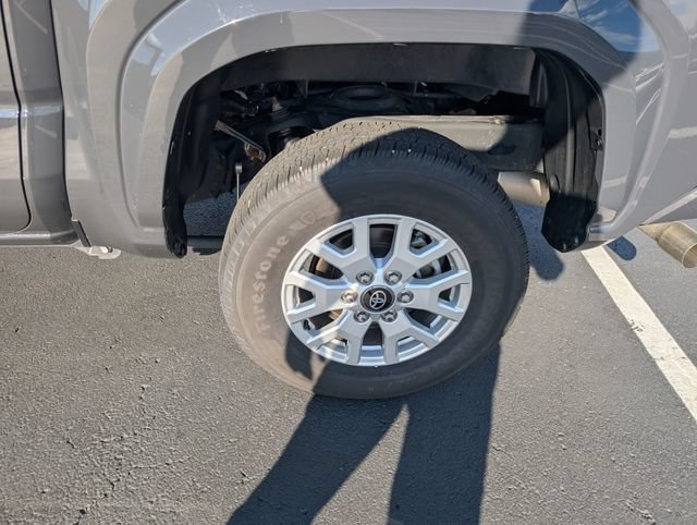 Used 2024 Toyota Tacoma SR5 AWD/4WD image 20