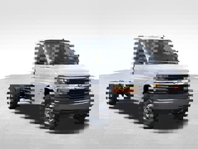 New 2026 Chevrolet Express 4500 w/ Power Convenience Package image 7